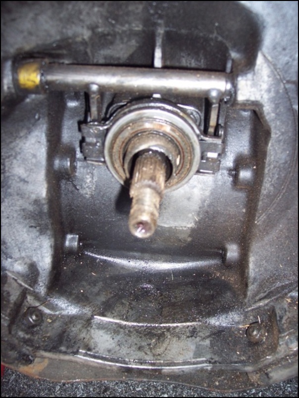 subaru clutch fork replacement