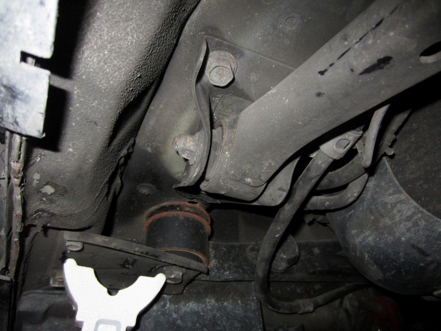 subaru trailing arm bushing replacement